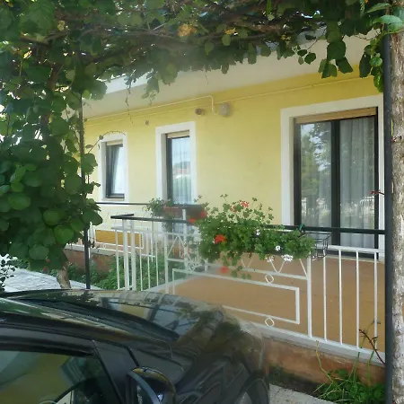 Apartman Girasole 4+2 With A Parking Space